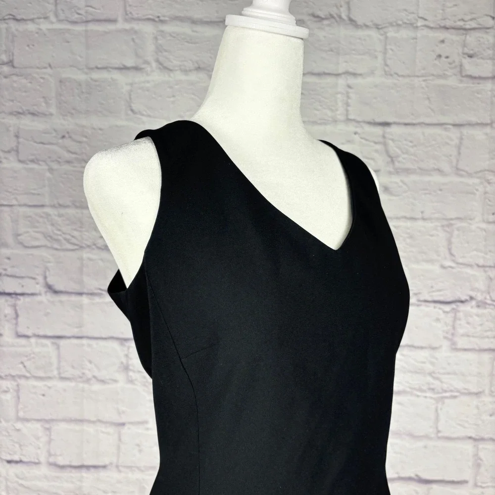 Jones New York Platinum Womens Black V-Neck Sheath Dress Size 12 Sleeveless LBD - Picture 3 of 10